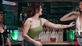 TRANS ANGELS - King Noire, Daisy Taylor, Kalli Grace - Risqué Rendezvous