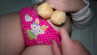 Teen girl gets creampied
