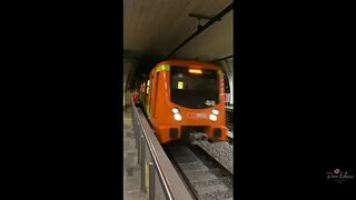 I went to the last car of the subway by mistake.