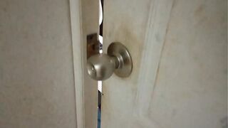 Voyeur I discover and record my sisterinlaw without her noticing